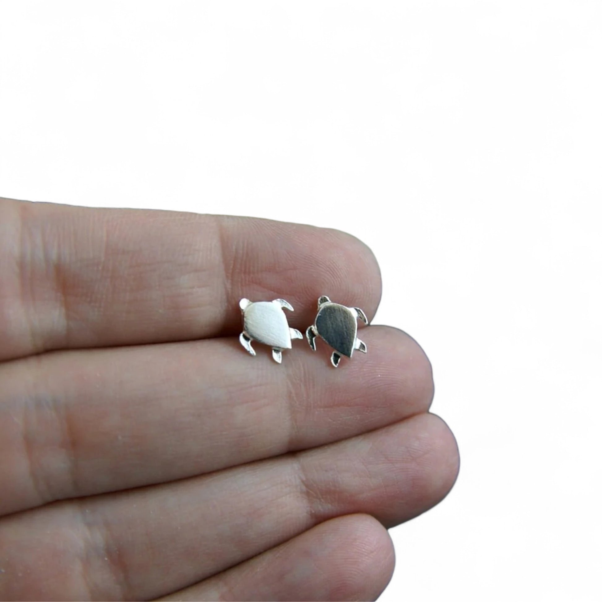 Boucles d'oreilles tortues en argent sterling par Sonia Imbeault