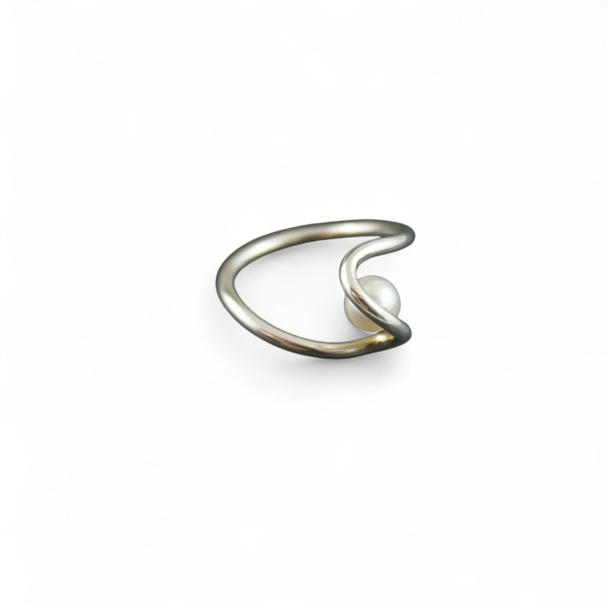Bague perle cachée femme argent 925 par Sonia Imbeault
