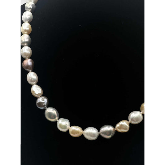 Collier de perles baroques multicolores naturelles pêche AC4 par Anne Carmichael